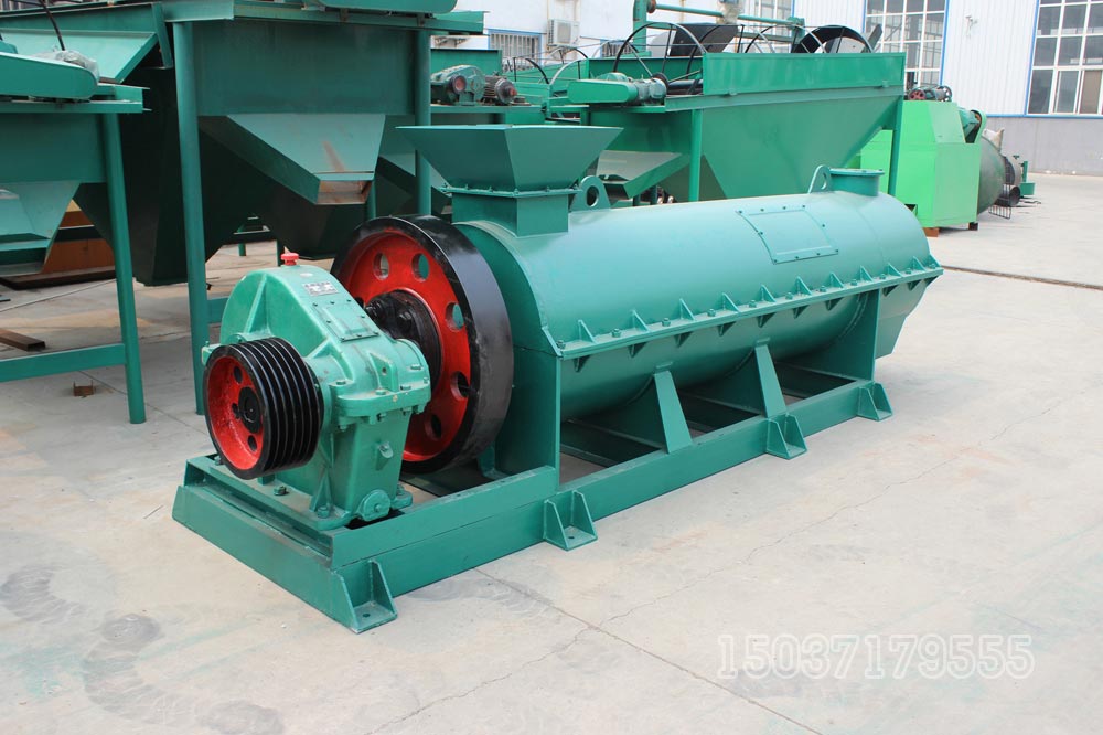 Disc fertilizer granulator 