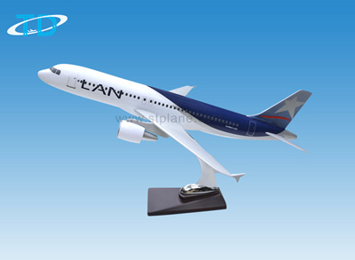 Lan Airline 37.6cm 1/100 airplane gift