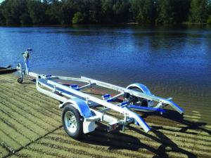 painting galvanized boat trailer CBT-J52