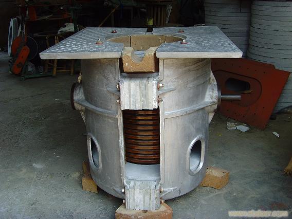 Melting furnace for steel 