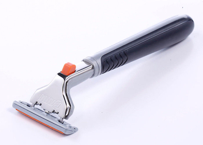Hair removal Plastic handle manual shaving razor with high sharpness three blades