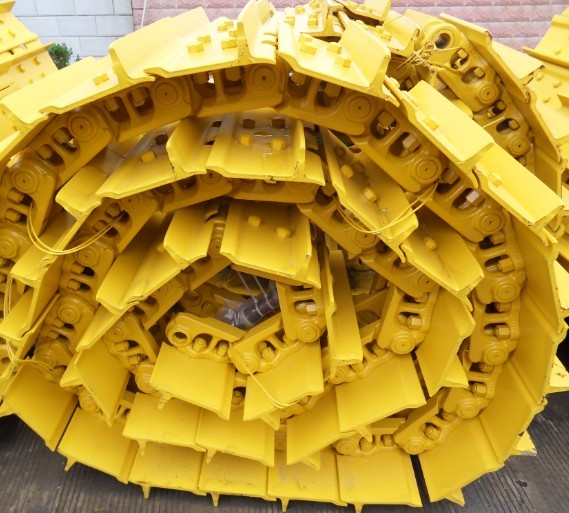 KOMATSU excavator undercarriage parts