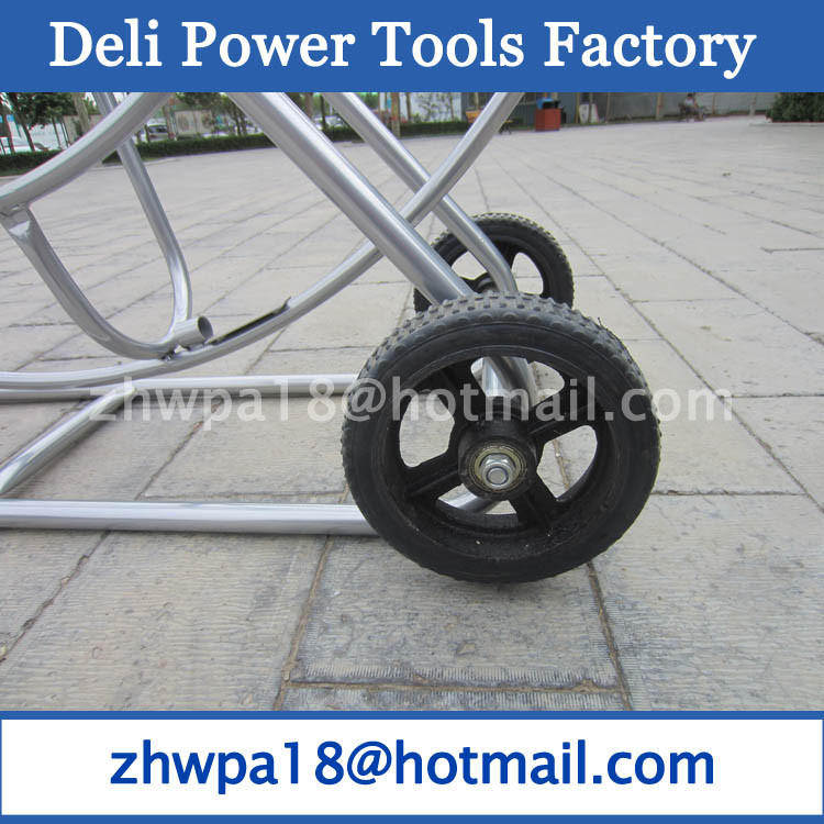 Locatable Pipe with band ? 6 mm, vertical cage