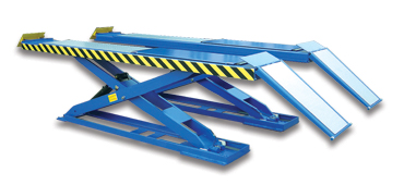 Large platform Profile scissor lift for four wheel alignment
