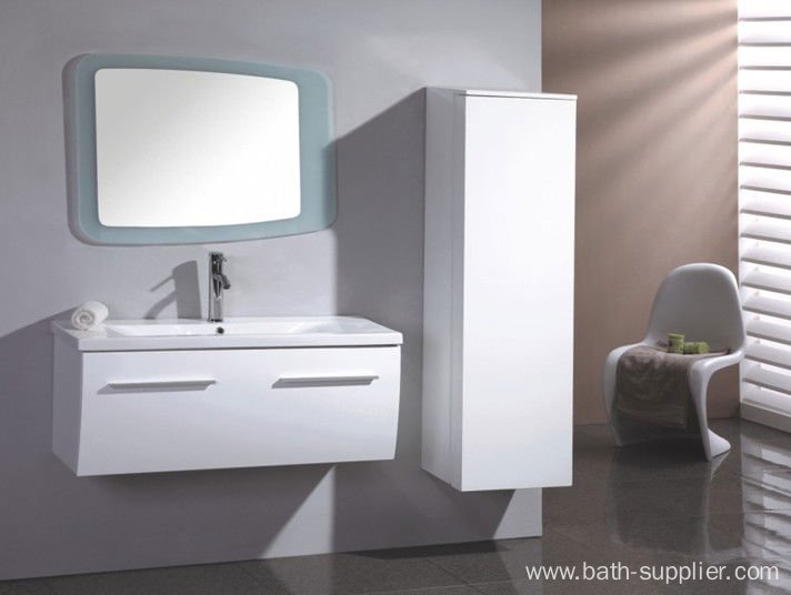 High Quality PVC White Cabinet in Bathroom