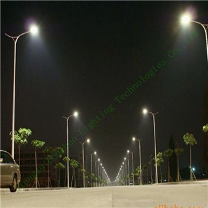 Single-arm LED Street Light