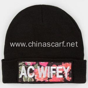Ladies Acrylic Embroidered Plain Knitted Beanie
