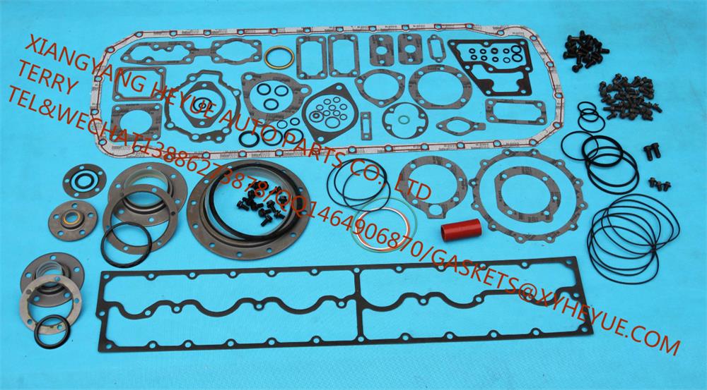Heavy vehicle engine gasket set M11/4089998