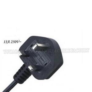 BS 1363 REMOVABLE UK PLUG BS1363