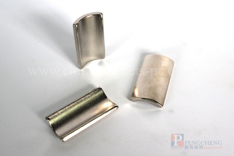 35SH Nickel Coated Neodymium Arc Magnet