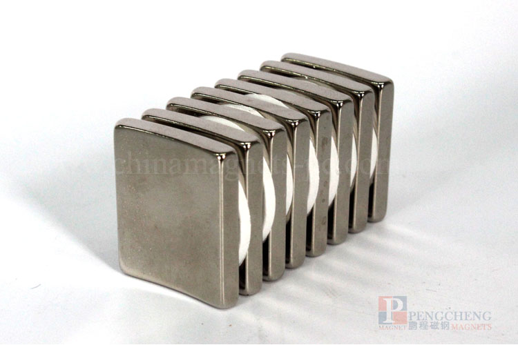 35SH Nickel Coated Neodymium Arc Magnet
