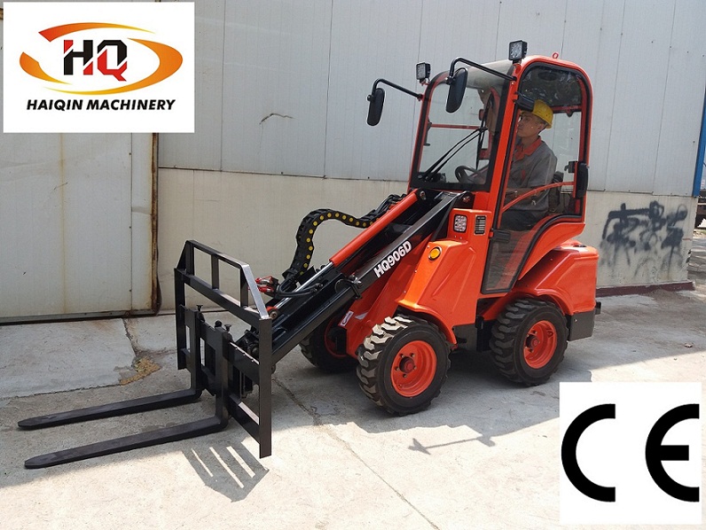 Mini telescopic loader HQ906D