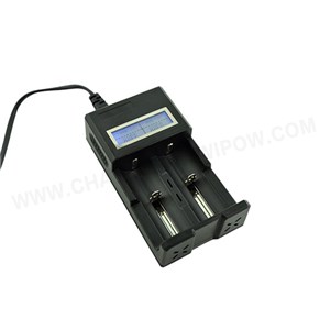 2 Slots Smart Charger With LCD Applied To Ni-MH Battery, Ni-CD Battery And Li Battery