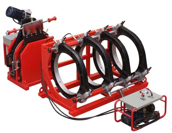 Pipe welding machine