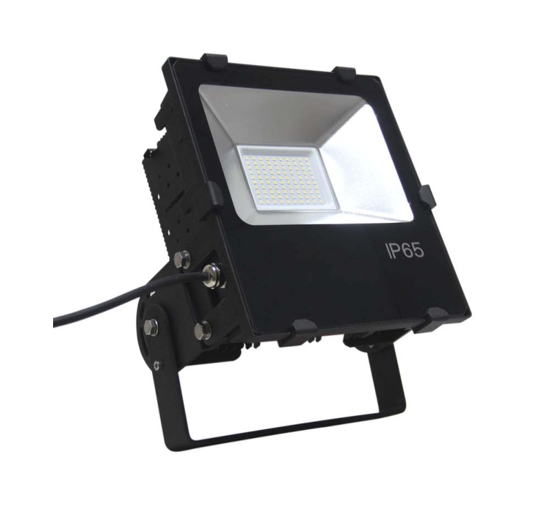 100 Watt Flood LED Light Fixture Meanwell Driver Phillips 3030 Chips Fin Heat Disspater