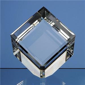 Beveled Edged Crystal Cube