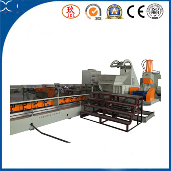 Insulation sheet extruder