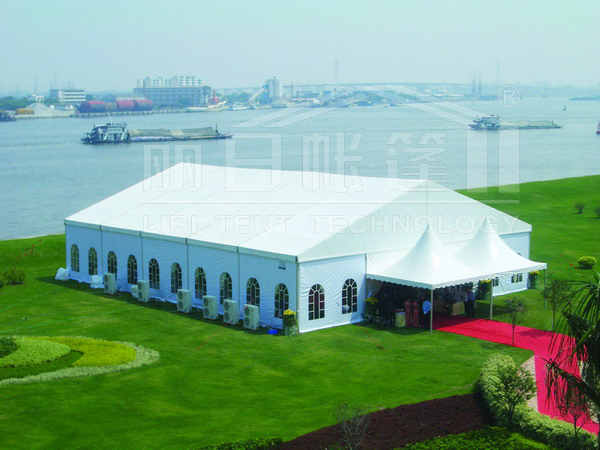 500 People Luxury Party Tent with Windows for Sale 