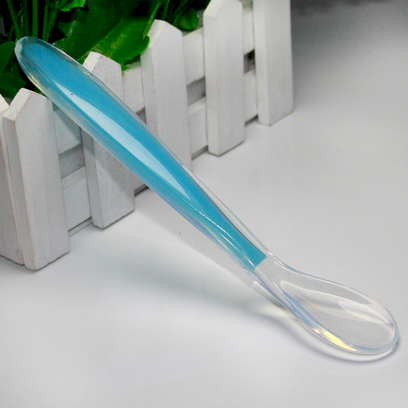 Teach Baby To Use The Spoon Silicone Spoon
