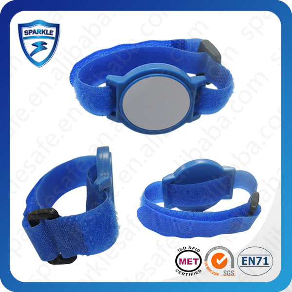 Active nylon RFID wristband