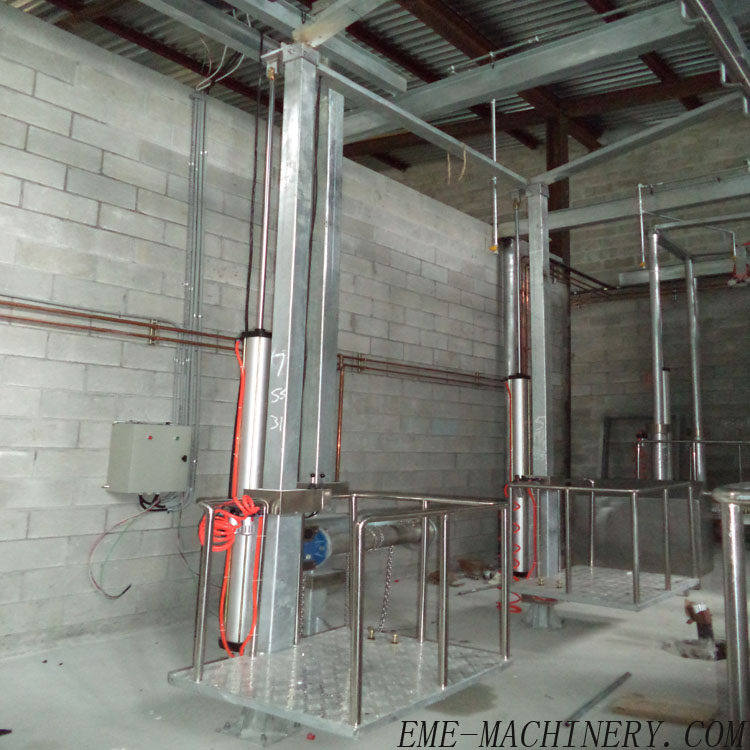 Single Pillar Pneumatic Elevator