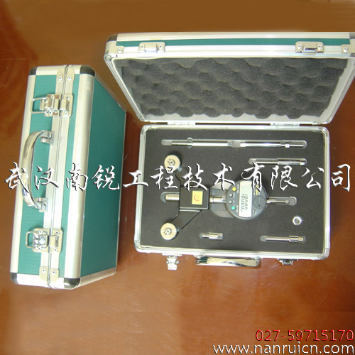 Roll Gap/ The Openness Measuring Instrument