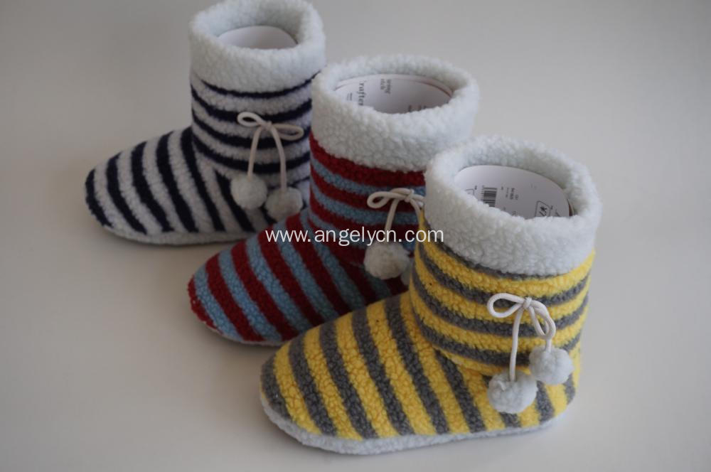 Lovely lady indoor short boots