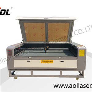 Laser Cutting Machine With CCD Camera