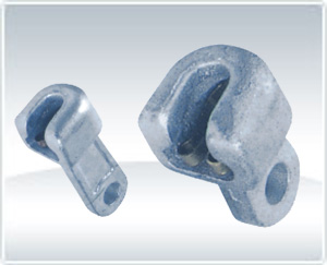 Socket-clevis eyes for power line fitting