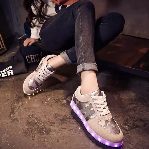 Great Style 2016 New LED Shoes Wholesale