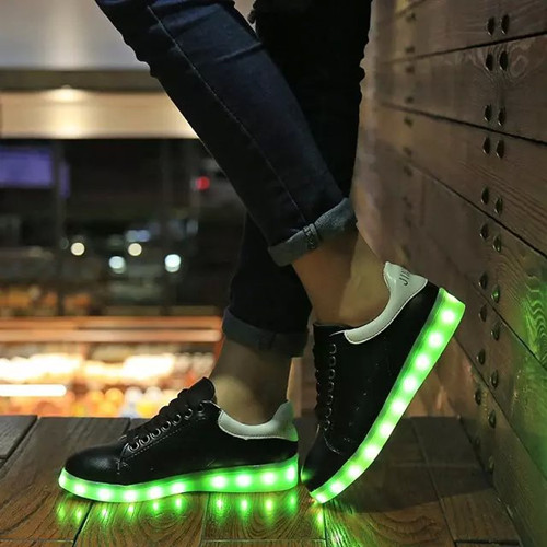 Popular Fashion Glow LED Shoes Wholesale