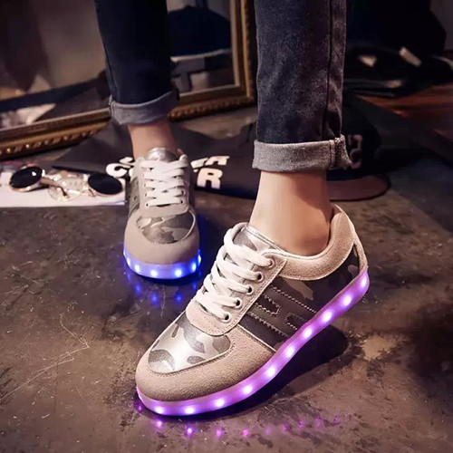 Fashion 8 Colors Men LED Shoes