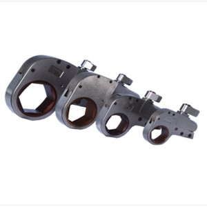 Low Profile Hydraulic Torque Wrenches