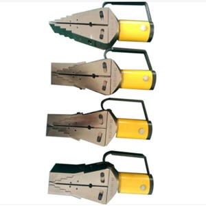 Hydraulic Flange Spreaders