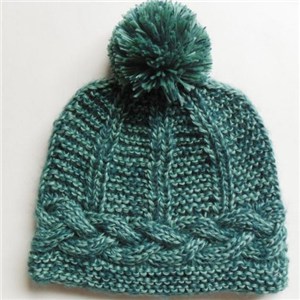 Quality Acrylic solid color cable knitted lady beanie hat with pom?