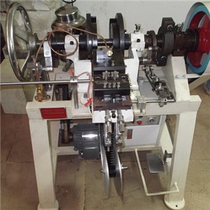 Servomotor Semi-automatic Tipping Machine