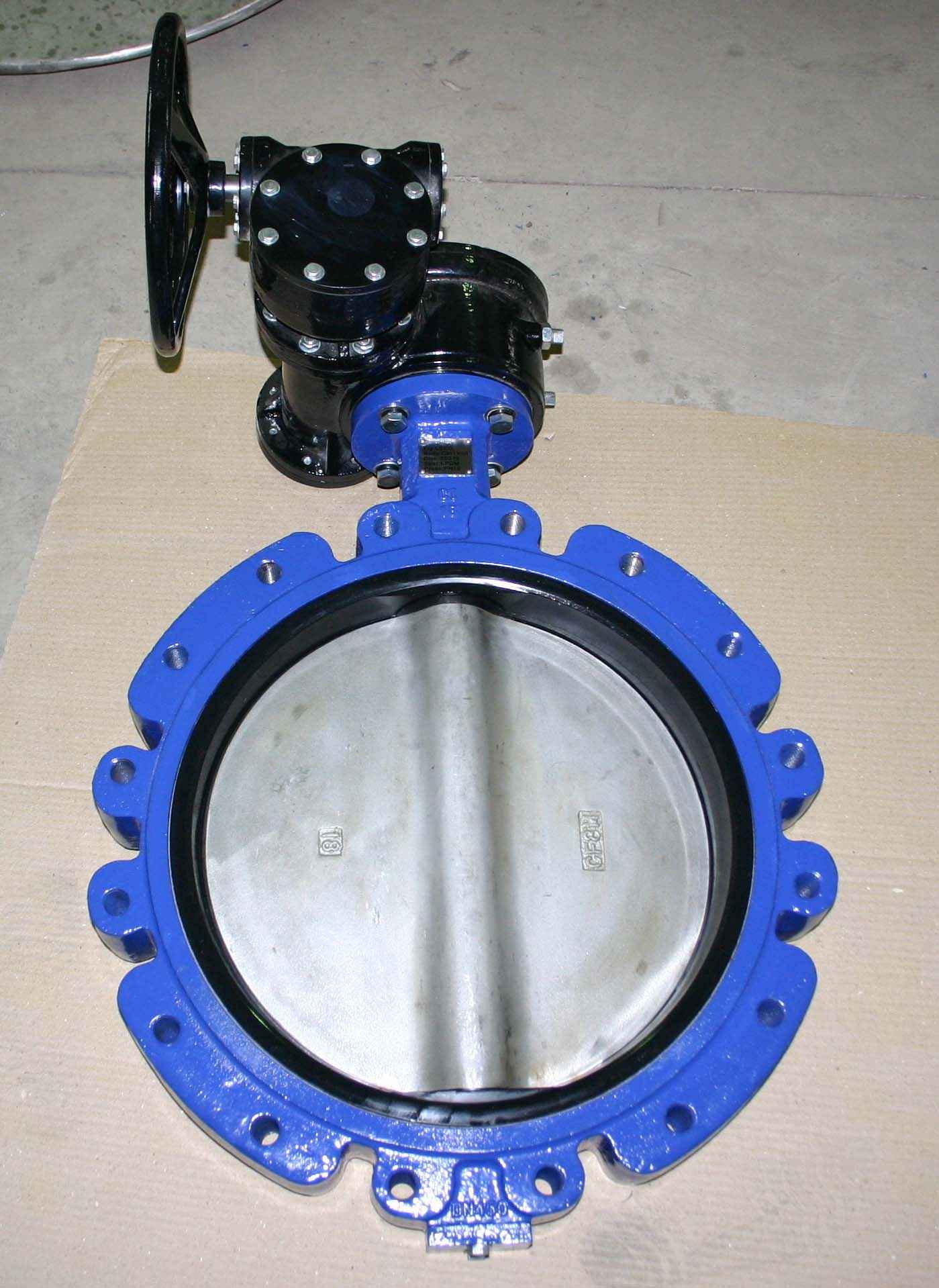 center line butterfly valve