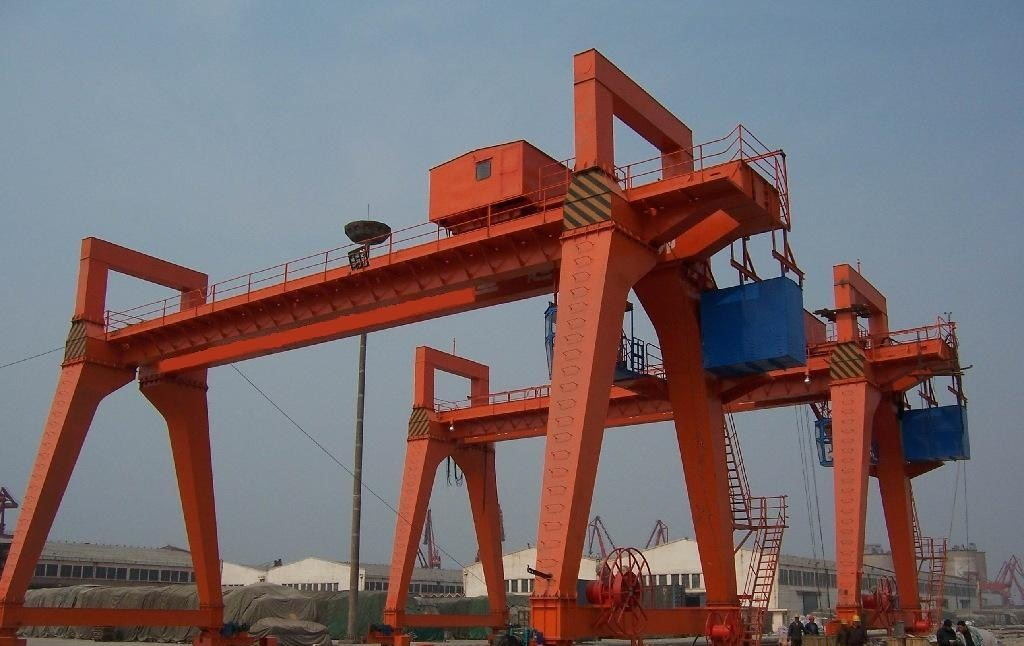 OEM Manufacturer Lifting Double Girder Gantry Mobile Crane