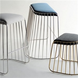 Bride& acute;s Veil Bar & Counter Stool