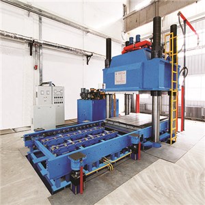 Four Column Vulcanizing Press