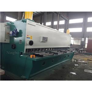 Steel Sheet Shearing Machine