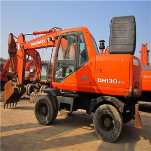 Used Hyraulic Wheel Rubber Excavator Hyundai R130W-5 For Sale