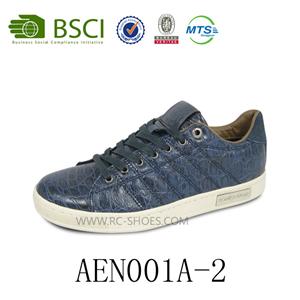 2017 Most Popular Trendy Young Fashion Cheap Men& acute;s Sneakers Shoes