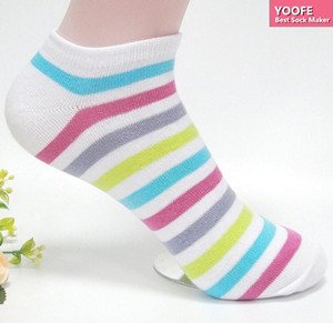 china custom socks supplier