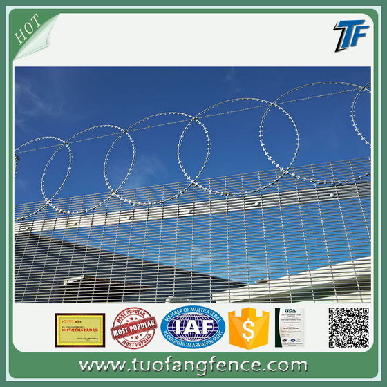 358 High Security Fence for Backyard Fencing Project 358 High Security Fence for Backyard Fencing Project