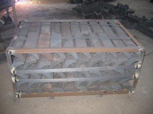 Cr-Mo Cast Steel Mill Liners For Large Mine Mills With HRC33~42 DF084