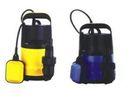Small Dirty Water Submersible Pump , Sewage Pump For Basement Toilet 6m Long Power Cable With Plug
