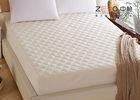 Various Size Down Mattress Topper , Home Mattress Protector Waterproof