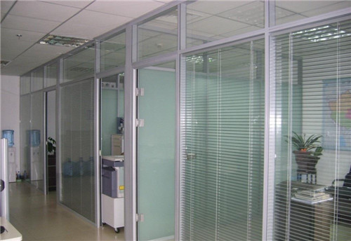 ffice Partition with Inserted Motorzied Venetian Blinds Insert Insulated Tempered Glass